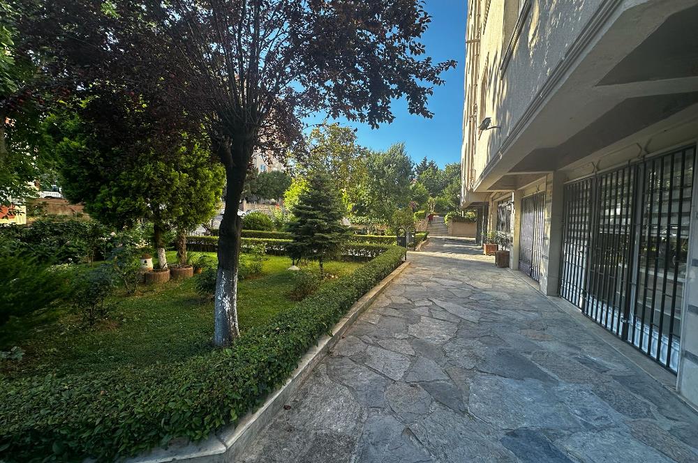 İSTANBUL ATAŞEHİR İÇERENKÖY'DE YATIRIMLIK SATILIK DÜKKAN