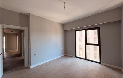FİKİRTEPE 6. ETAP'TA EBEVEYN BANYOLU 3+1 KİRALIK DAİRE