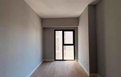 FİKİRTEPE 6. ETAP'TA EBEVEYN BANYOLU 3+1 KİRALIK DAİRE