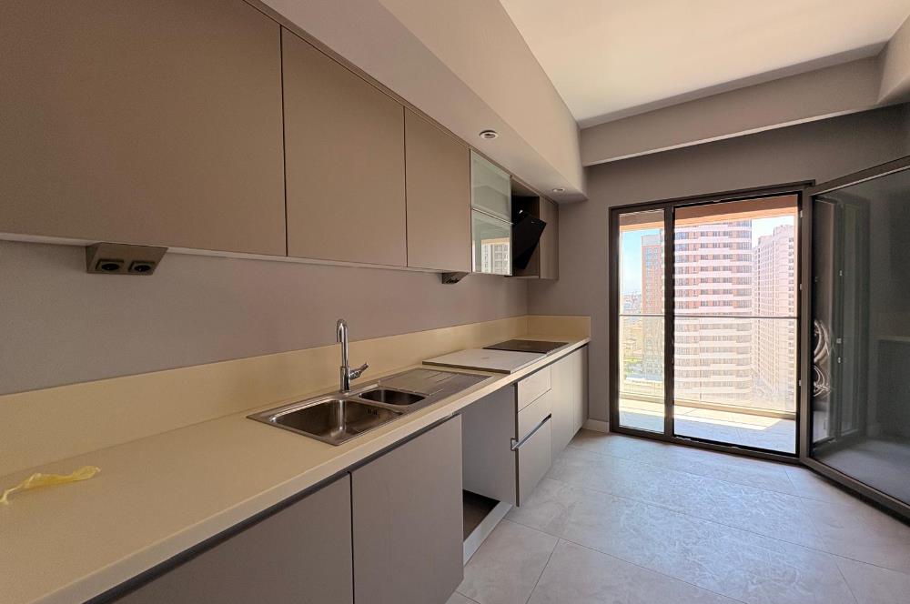 FİKİRTEPE 6. ETAP'TA EBEVEYN BANYOLU 3+1 KİRALIK DAİRE