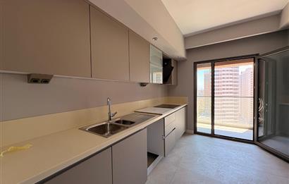 FİKİRTEPE 6. ETAP'TA EBEVEYN BANYOLU 3+1 KİRALIK DAİRE