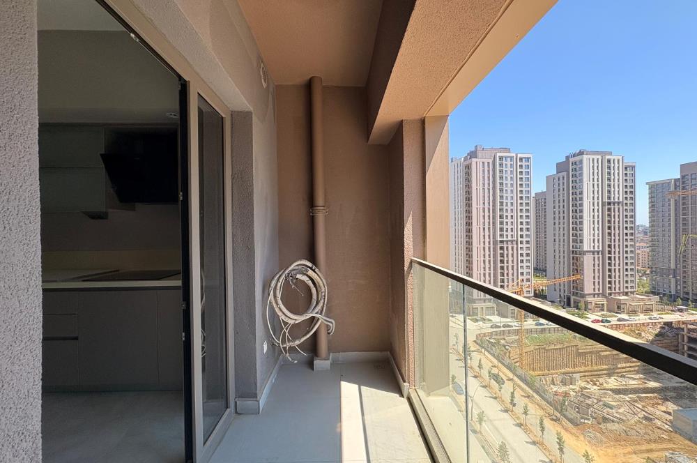 FİKİRTEPE 6. ETAP'TA EBEVEYN BANYOLU 3+1 KİRALIK DAİRE