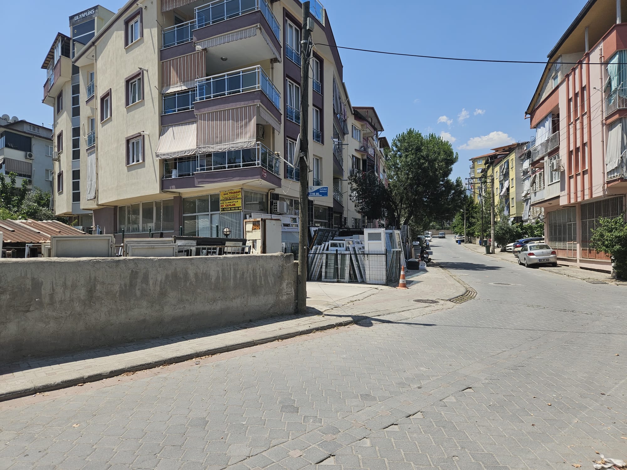 C21 LOFT'TAN PELİTLİBAĞ MAHALLESİNDE 500M2 SATILIK İŞYERİ