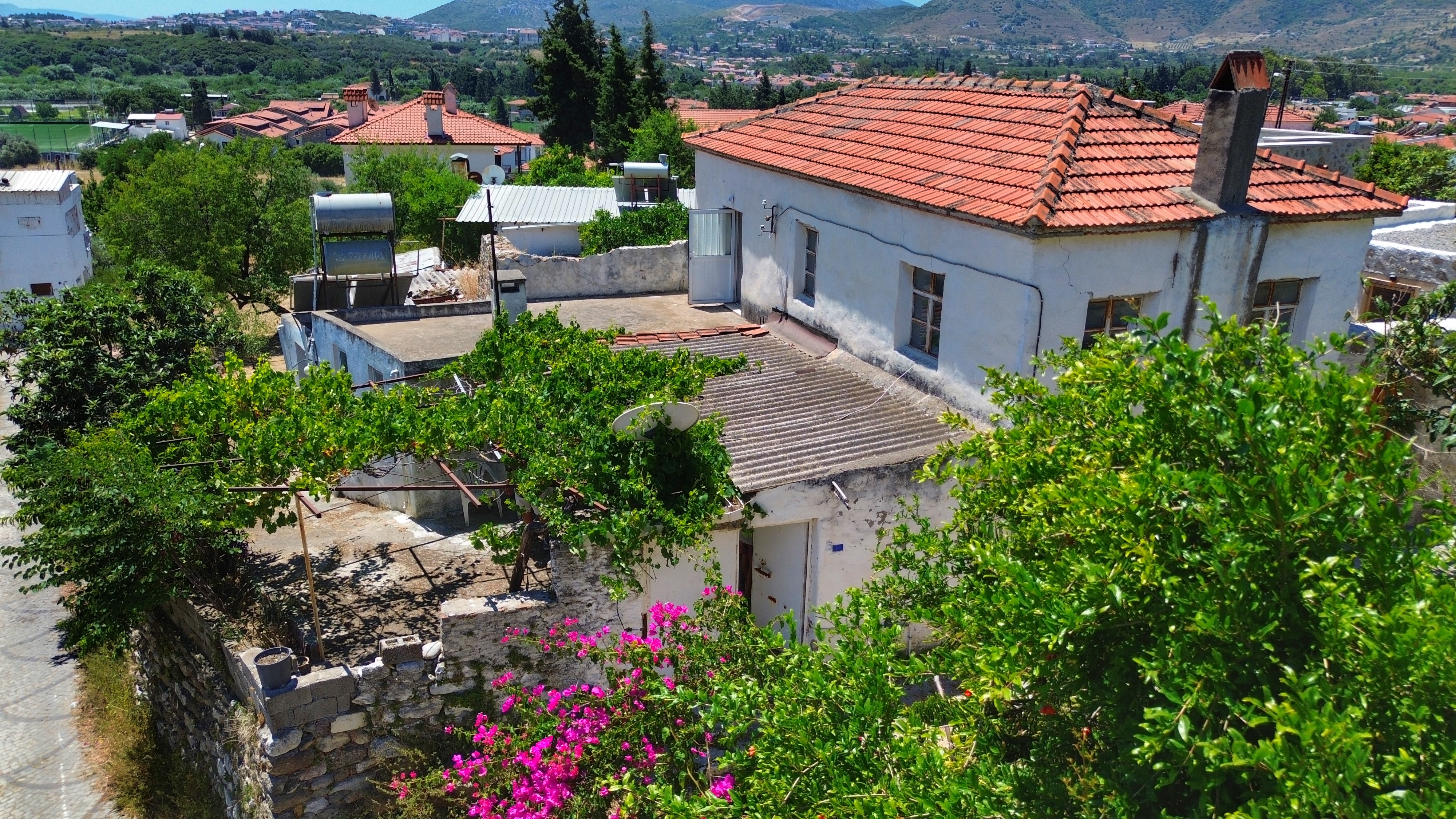 Reşadiye'de Kendi Datça Evinizi Yaratabileceğiniz Bir Köy Evi