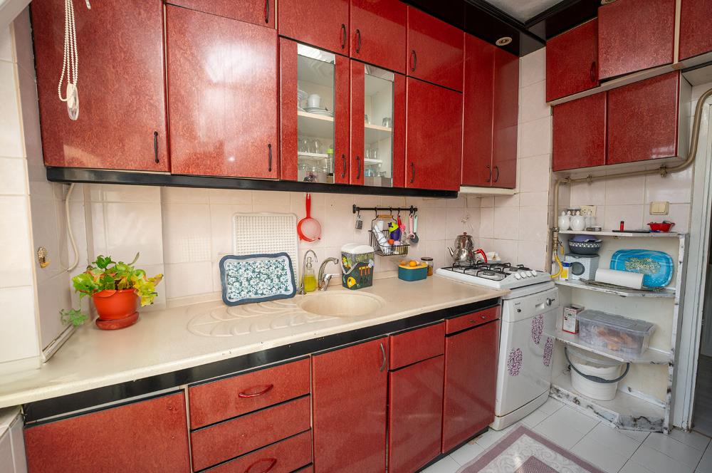 C21 Cius; Ahmet Süren Meydanı Civari 110 M2 3+1 Daire