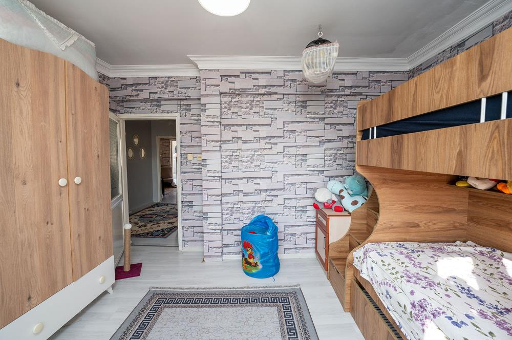 C21 Cius; Ahmet Süren Meydanı Civari 110 M2 3+1 Daire