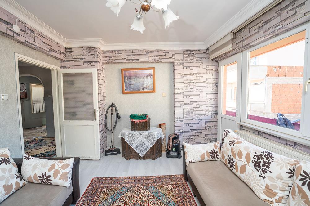 C21 Cius; Ahmet Süren Meydanı Civari 110 M2 3+1 Daire