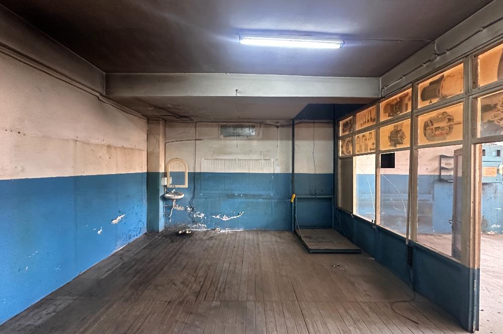 C21 Cius; Gemlik Sanayide 90 m² Kullanımlı Satılık Dükkan
