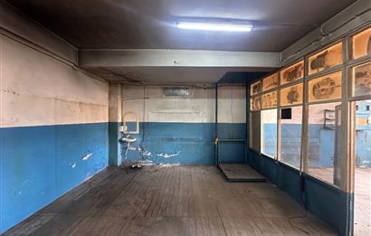 C21 Cius; Gemlik Sanayide 90 m² Kullanımlı Satılık Dükkan
