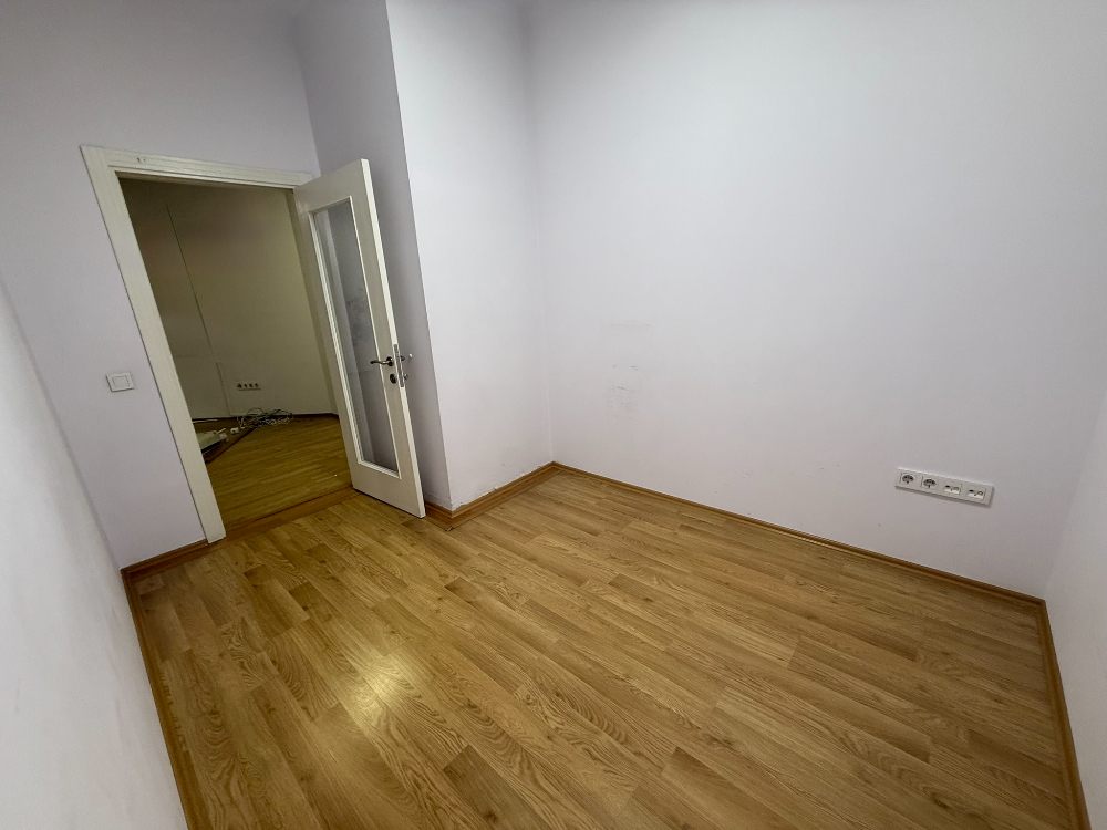 Bayrampaşa Kiralık Ofis Hekimoğlu Plaza 385m2 Kiralık Ofis