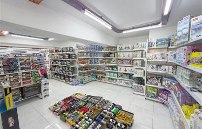 BAĞDAT CAD. CADDEBOSTAN' DA 180 M2 + DEPO BACALI KİRALIK DÜKKAN
