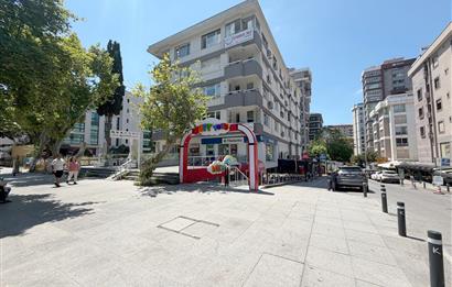 BAĞDAT CAD. CADDEBOSTAN' DA 180 M2 + DEPO BACALI KİRALIK DÜKKAN