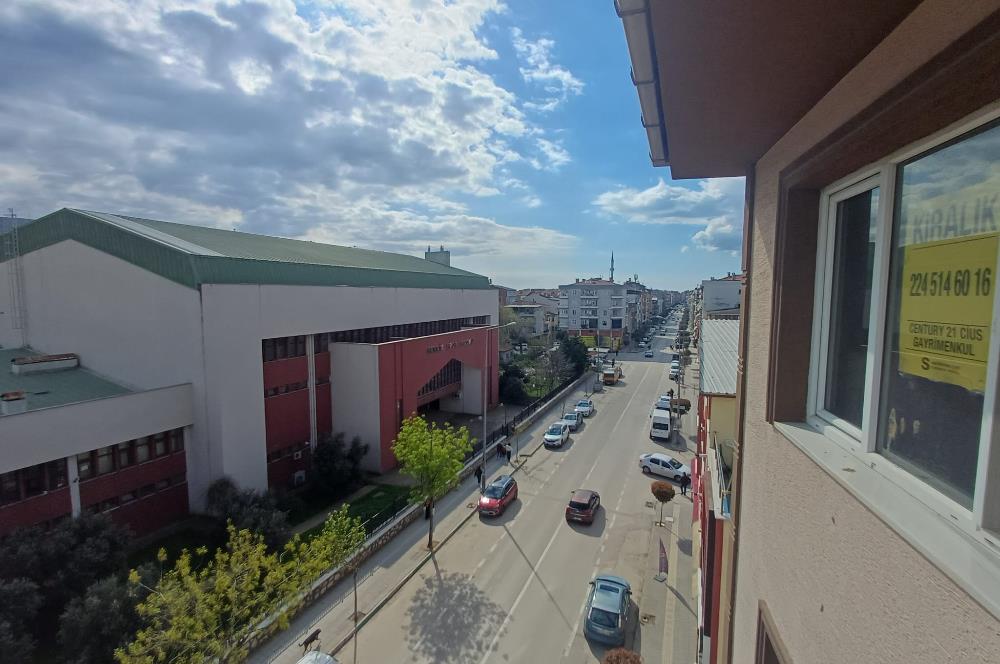 C21 Cius; Orhangazi Cadde Cepheli 3+1 Kiralık Daire