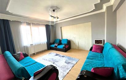 C21 Cius; Ahmet Süren Meydanı Civarı 2+1 Eşyalı Satılık Daire