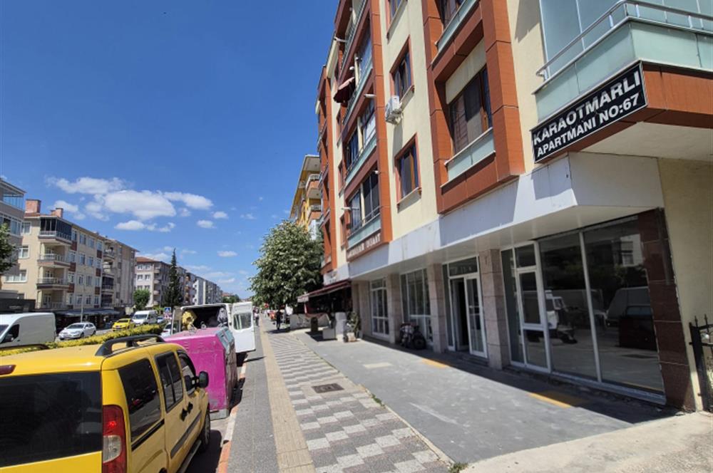 Lüleburgaz İstasyon Caddesinde geniş dükkan
