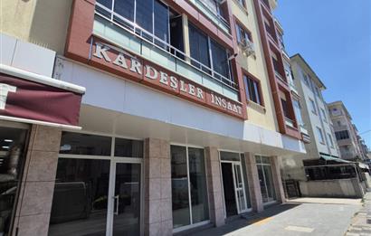 Lüleburgaz İstasyon Caddesinde geniş dükkan