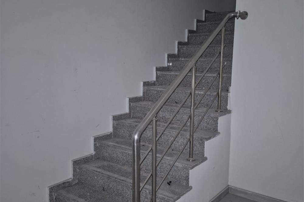 Lüleburgaz İstasyon Caddesinde geniş dükkan