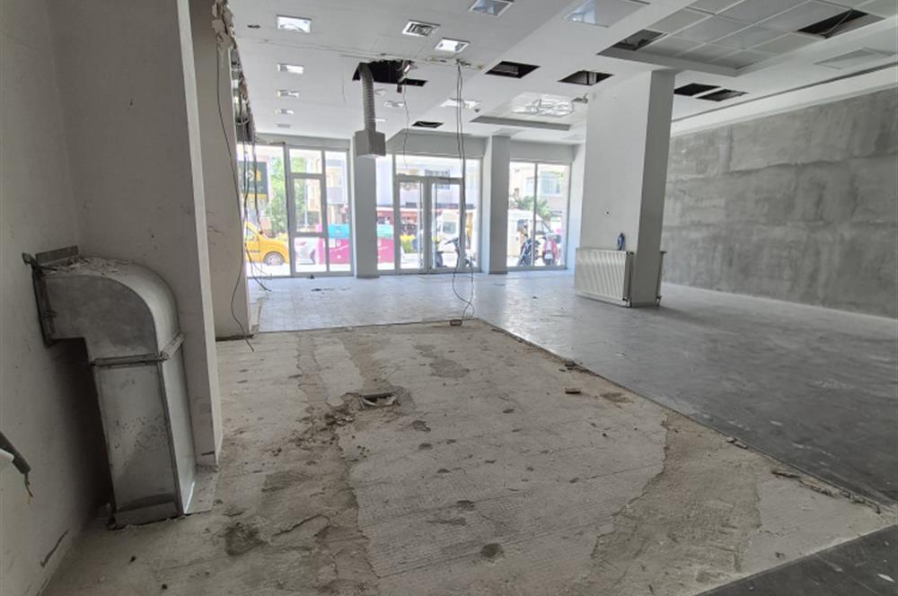 Lüleburgaz İstasyon Caddesinde geniş dükkan