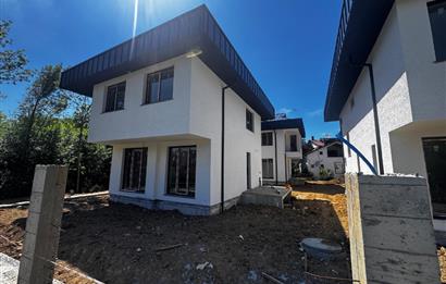 ŞİLE, AĞVA MERKEZ' DE ULTRA LÜKS SATILIK VİLLA A BLOK
