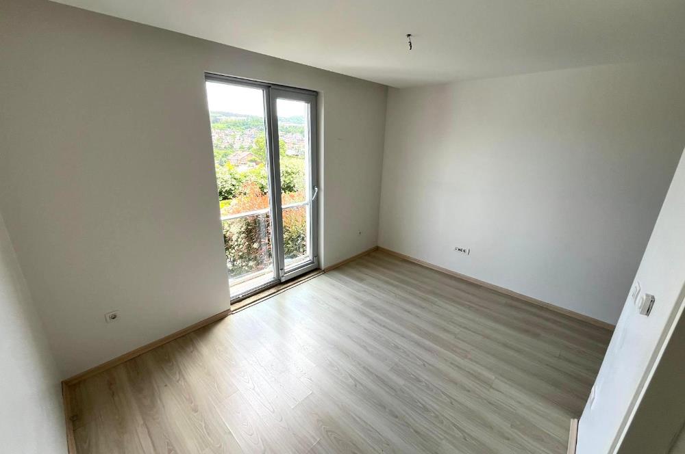 Dragani Sitesi'nde Havuzlu & Doğa Manzaralı 3+1 Kiralık Villa