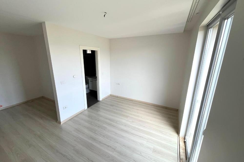 Dragani Sitesi'nde Havuzlu & Doğa Manzaralı 3+1 Kiralık Villa
