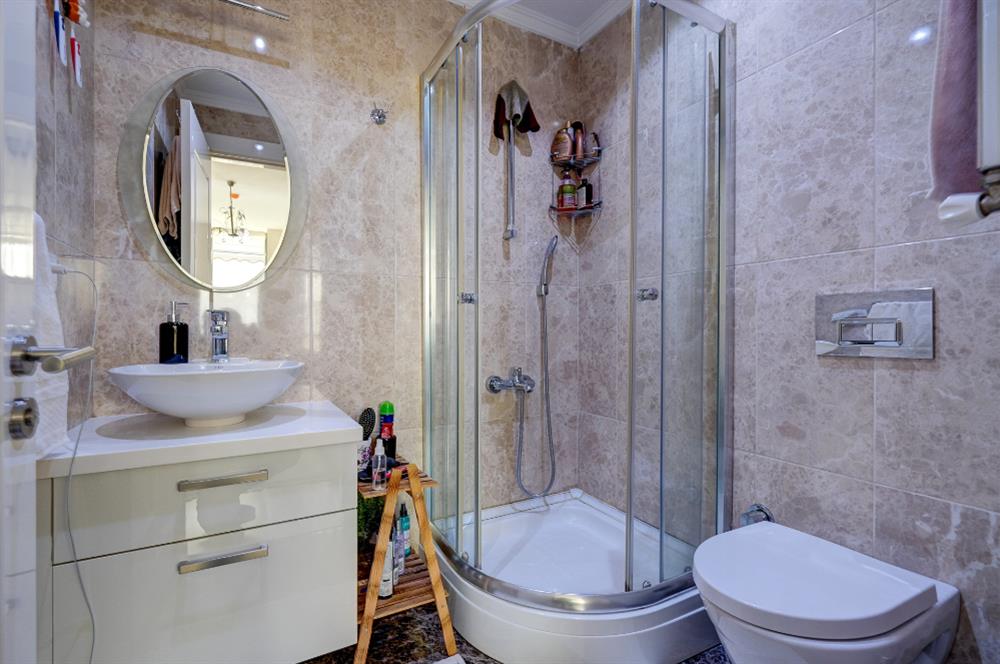 Kartal Vadi Kule'de, Satılık, Full Deniz manzaralı, 3+1 Daire