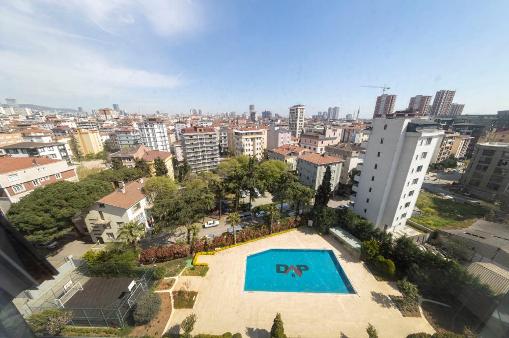 Adam Kule'de Boş Eşyalı 46 m2 Stüdyo Satılık Daire