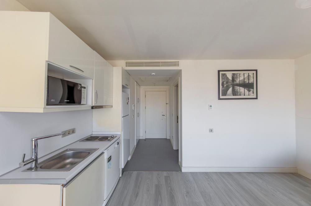 Adam Kule'de Boş Eşyalı 46 m2 Stüdyo Satılık Daire