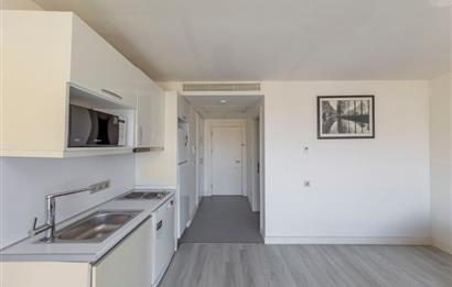 Adam Kule'de Boş Eşyalı 46 m2 Stüdyo Satılık Daire