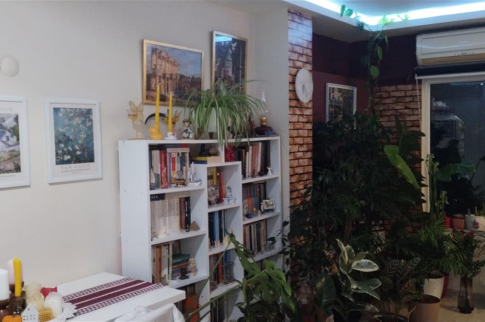 Üsküdar Merkezde, Satılık, Full Eşyalı, Geniş, Ferah 1+1