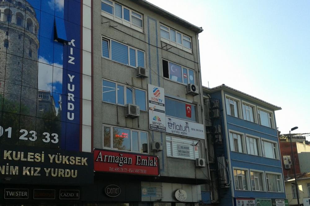 Üsküdar Merkezde, Satılık, Full Eşyalı, Geniş, Ferah 1+1