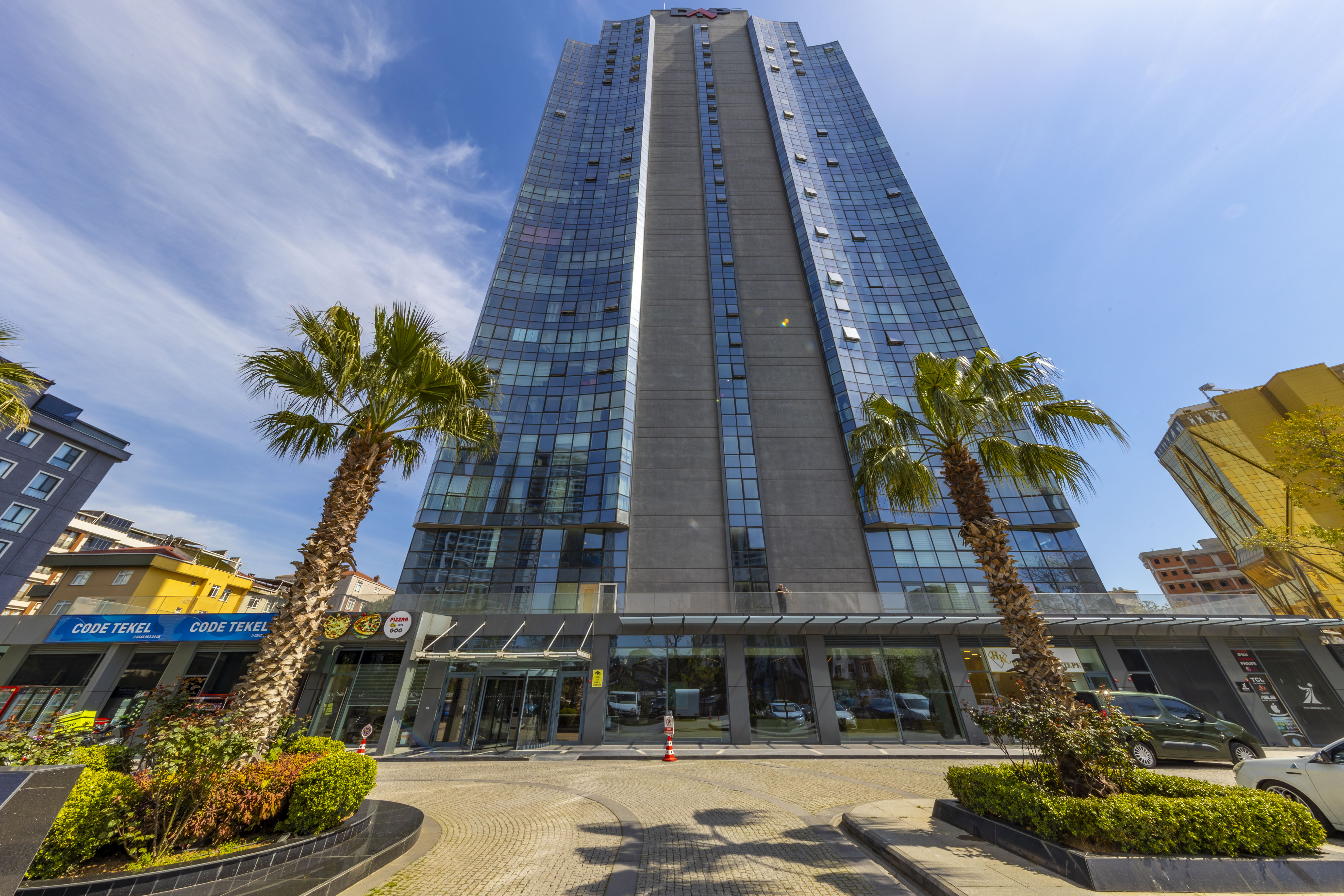 Adam Kule'de Boş Eşyalı 46 m2 Stüdyo Satılık Daire