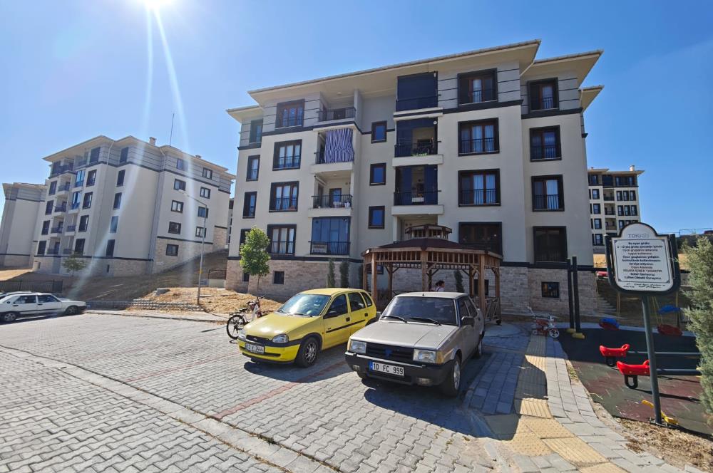 CENTURY 21 BAL'DAN  ALTIEYLÜL GOP. TOKİ MAHALLESİNDE   KİRALIK  2+1 DAİRE  