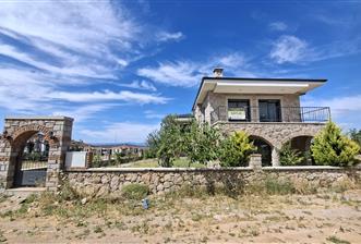 Cunda Adasında Satılık, Denize 100 Metre Mesafede Sıfır, Lüks, - 3 - 35374