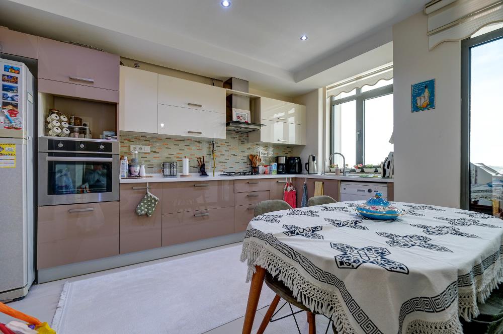 Kartal Vadi Kule'de, Satılık, Full Deniz manzaralı, 3+1 Daire