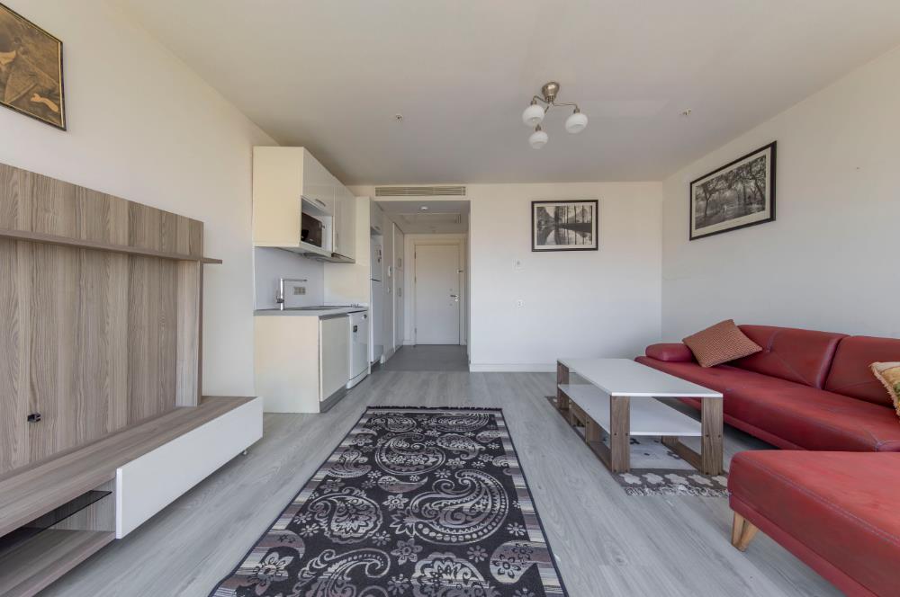 Adam Kule'de Boş Eşyalı 46 m2 Stüdyo Satılık Daire
