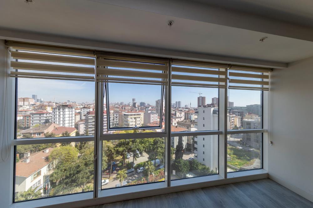 Adam Kule'de Boş Eşyalı 46 m2 Stüdyo Satılık Daire
