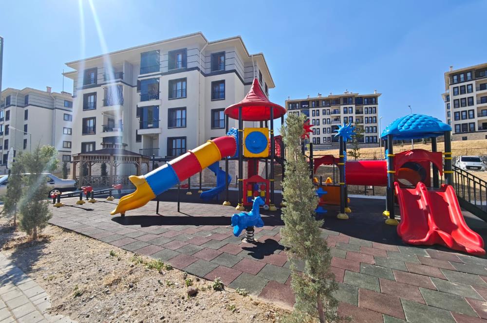 CENTURY 21 BAL'DAN  ALTIEYLÜL GOP. TOKİ MAHALLESİNDE   KİRALIK  2+1 DAİRE  