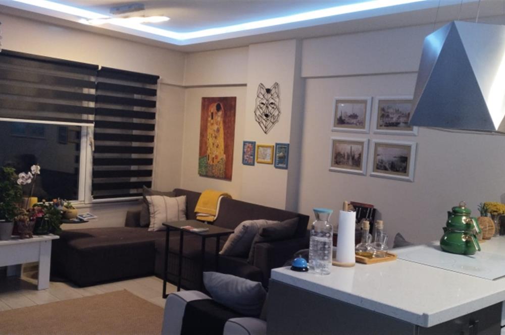 Üsküdar Merkezde, Satılık, Full Eşyalı, Geniş, Ferah 1+1