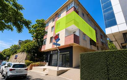 KADIKÖY HASANPAŞA’DA MERKEZİ KONUMDA SATILIK 2+1 DAİRE