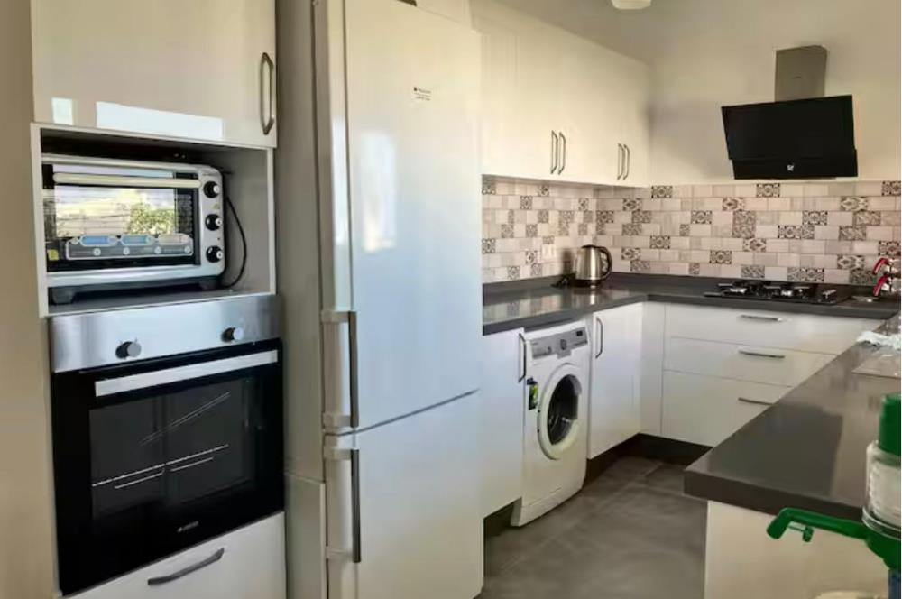 Turgutreis de Havuzlu Sitede Eşyalı Kiralık 3+1 Daire