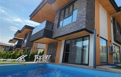MUĞLA DALAMAN 3+1  HAVUZLU STANDART VİLLA