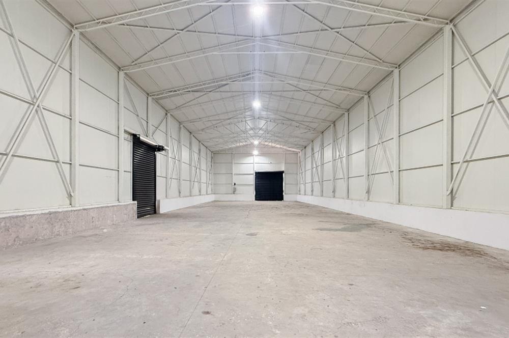 Burhaniye-Edremit Yolunda, Toplam 7000 m² Alanlı Kiralık Depolar