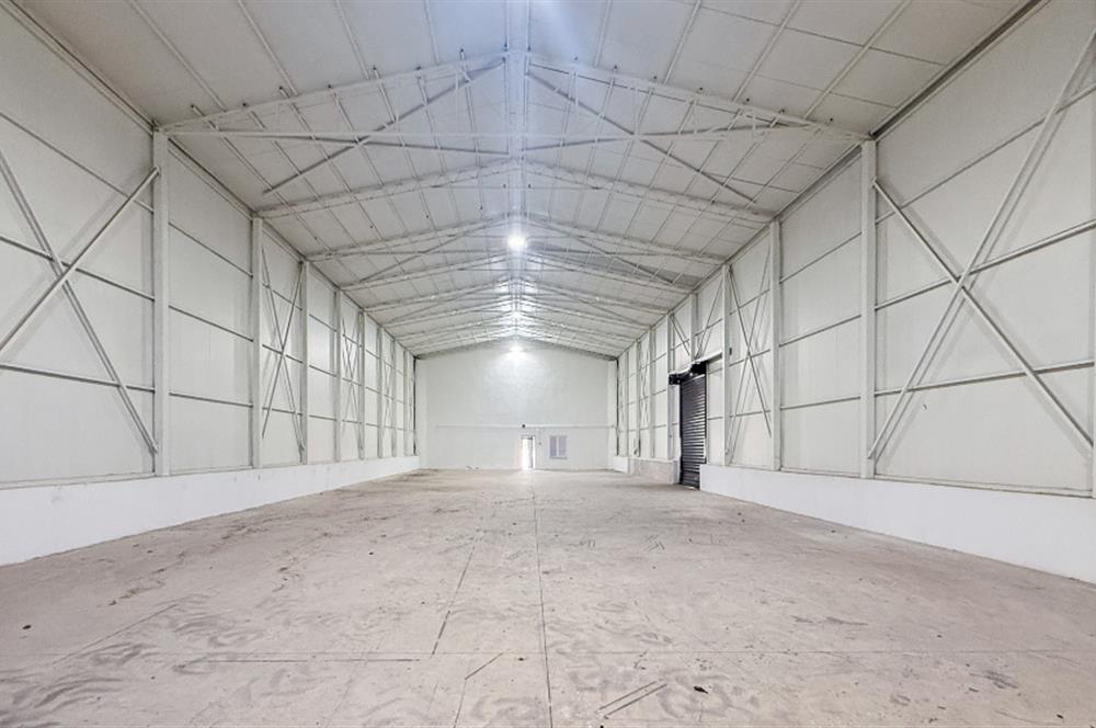 Burhaniye-Edremit Yolunda, Toplam 7000 m² Alanlı Kiralık Depolar