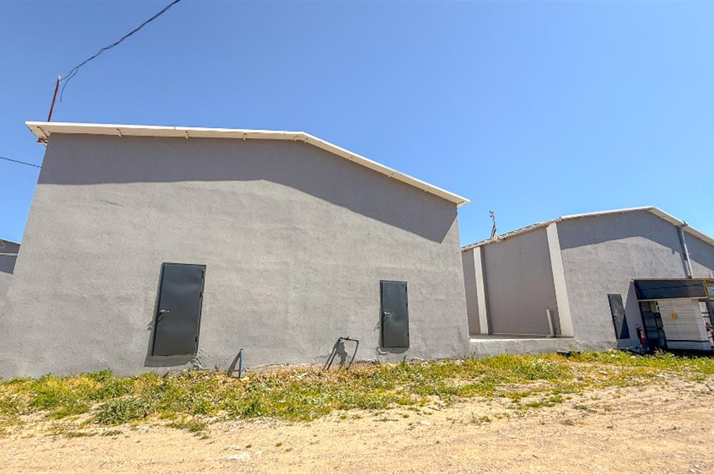 Burhaniye-Edremit Yolunda, Toplam 7000 m² Alanlı Kiralık Depolar