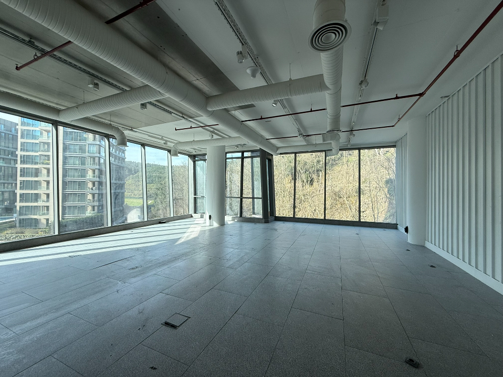 Vadi Koru Kiralık Ofis 212m2 Prestijli Ofis Vadistanbul