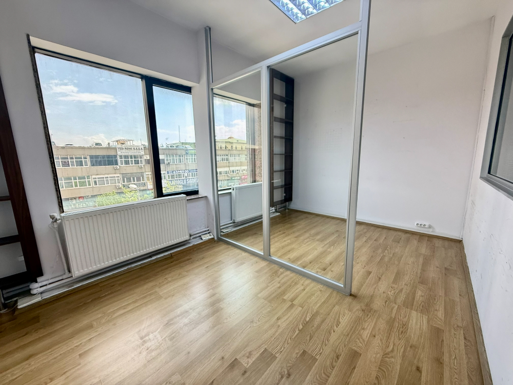Bayrampaşa Kiralık Ofis Hekimoğlu Plaza 385m2 Kiralık Ofis