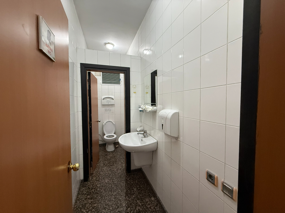 Bayrampaşa Kiralık Ofis Hekimoğlu Plaza 385m2 Kiralık Ofis
