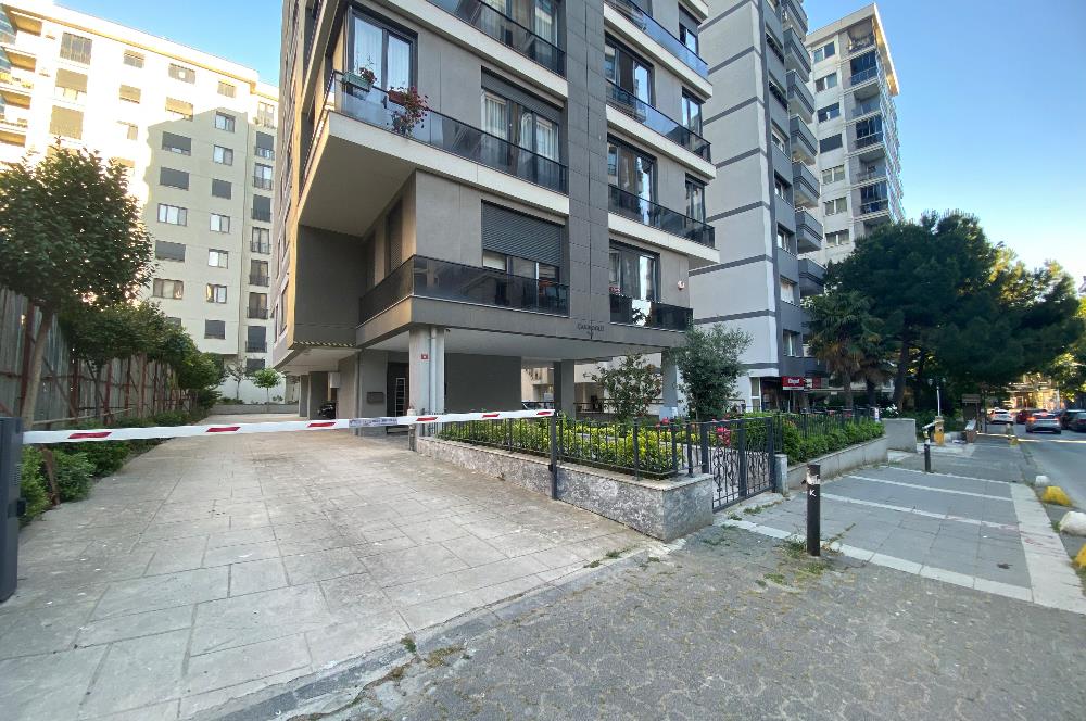 Selamiçeşme de Bağdat Caddesine 4. Bina 95 Net 3+1 Satılık Daire