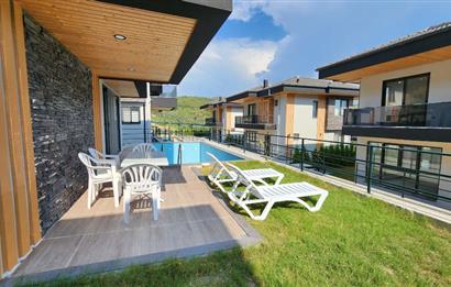MUĞLA DALAMAN 3+1  HAVUZLU STANDART VİLLA